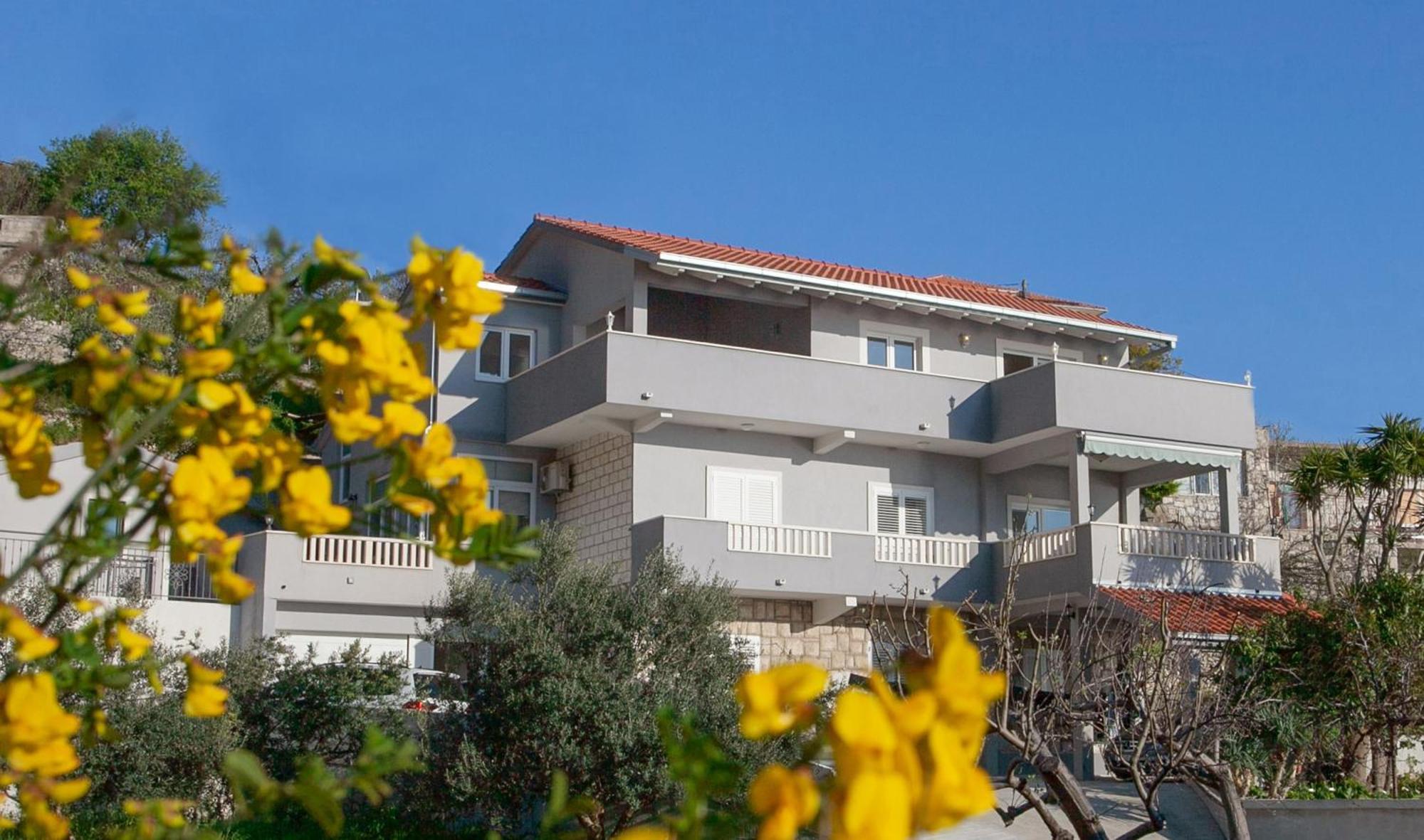 Luxury Sea View Apartment Есенице Экстерьер фото